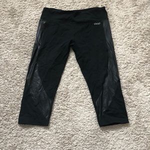 Black workout Capri with pleather details